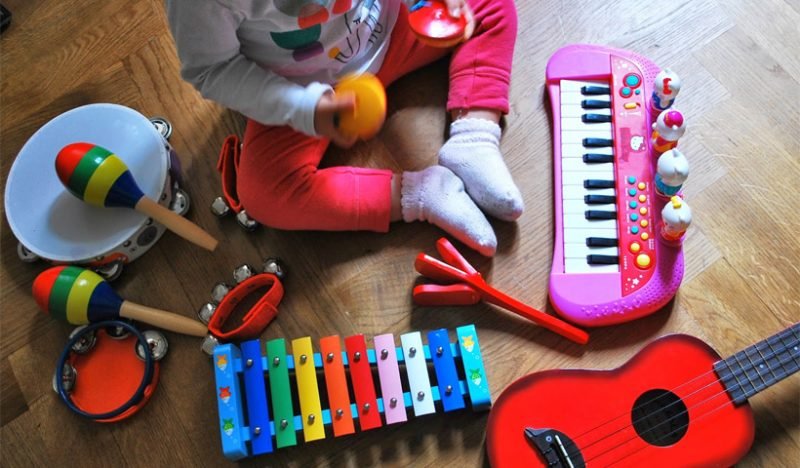 ¿Qué instrumento musical debe aprender a tocar un niño? - Qué hacer con